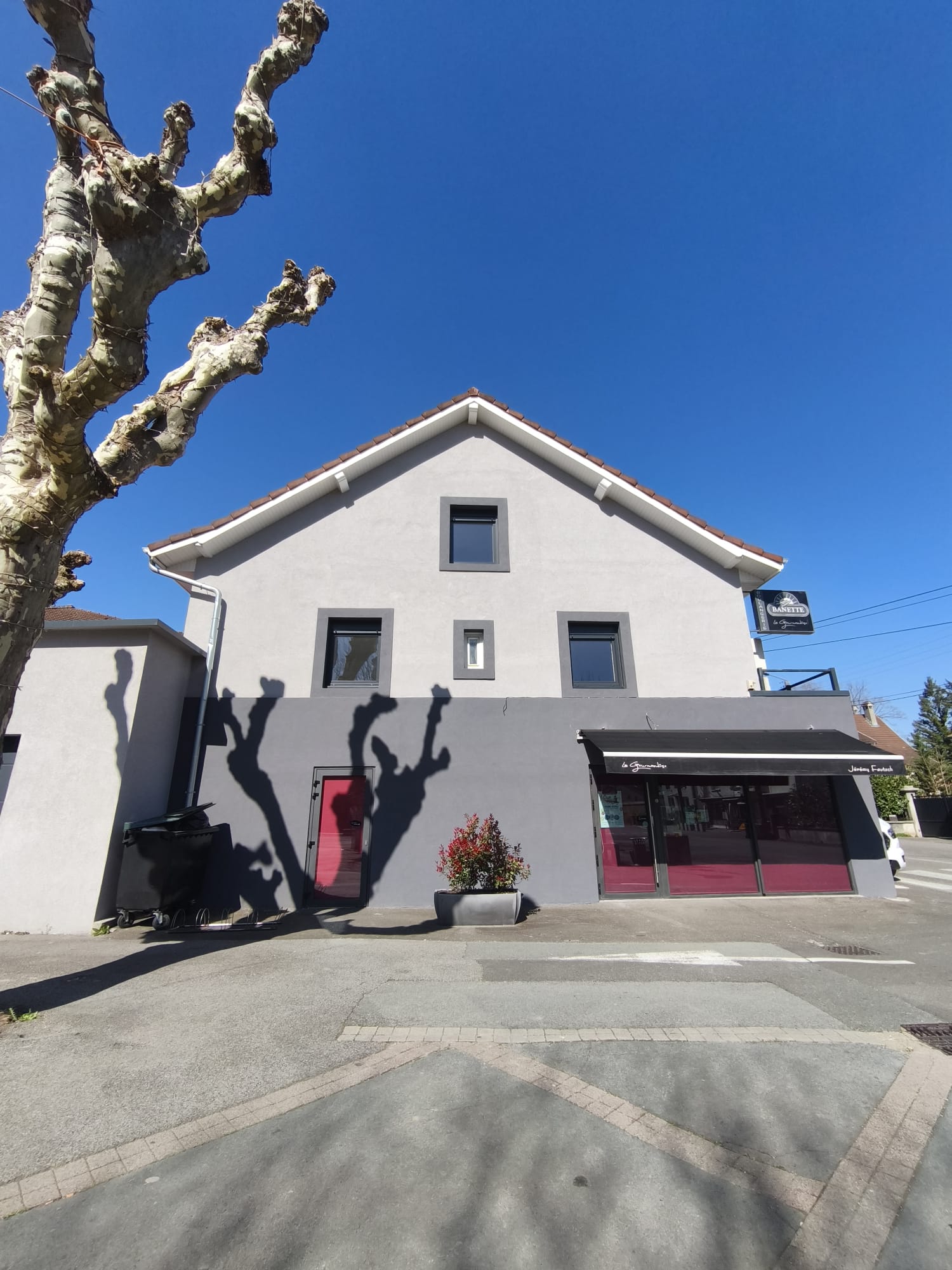 Motorisation de porte de garage : que faire en cas de coupure de courant ? Mandeure